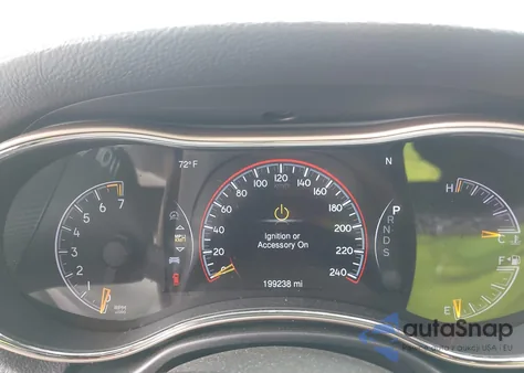 2014 Jeep Grand Cherokee Altitude z USA, uszkodzony, nr VIN 1C4RJFAG8EC521346